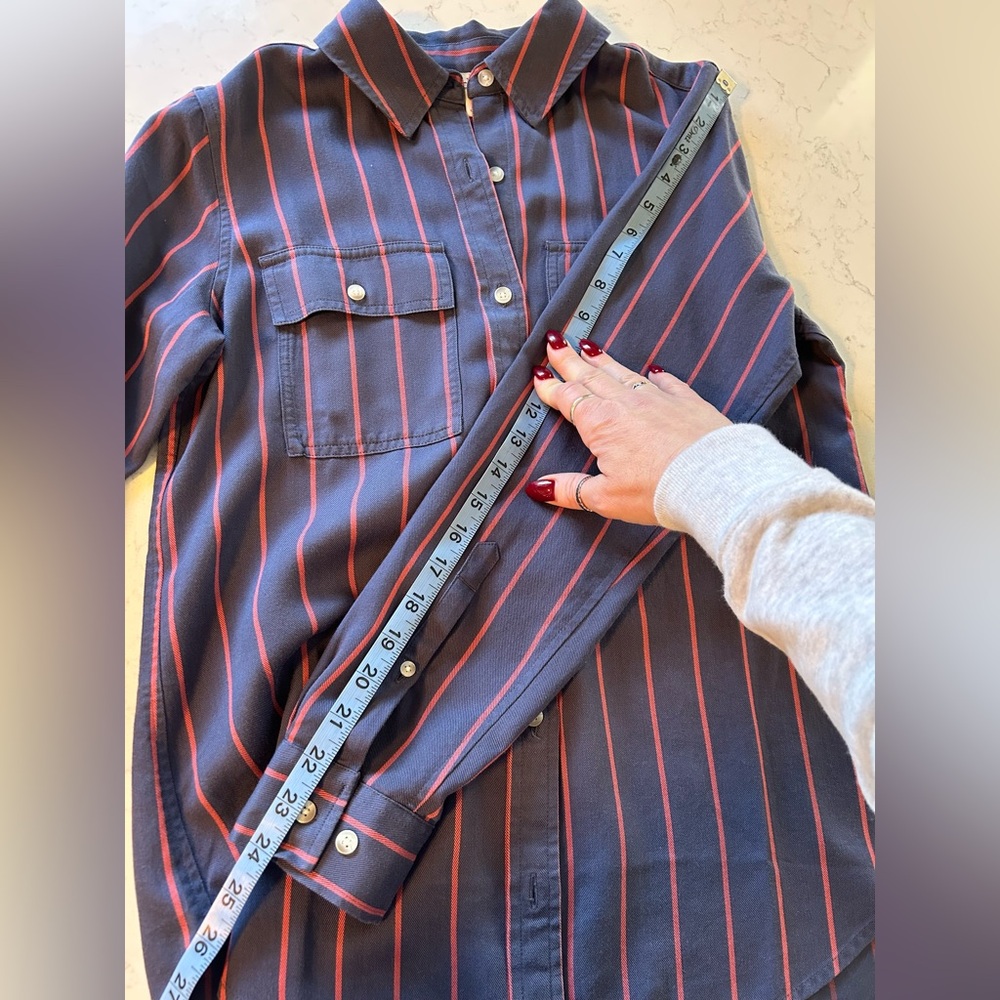 NWOT L.L. Bean Women’s (Medium fit)Soft-Washed Button Down Soft Tencel Shirt - Picture 15 of 16